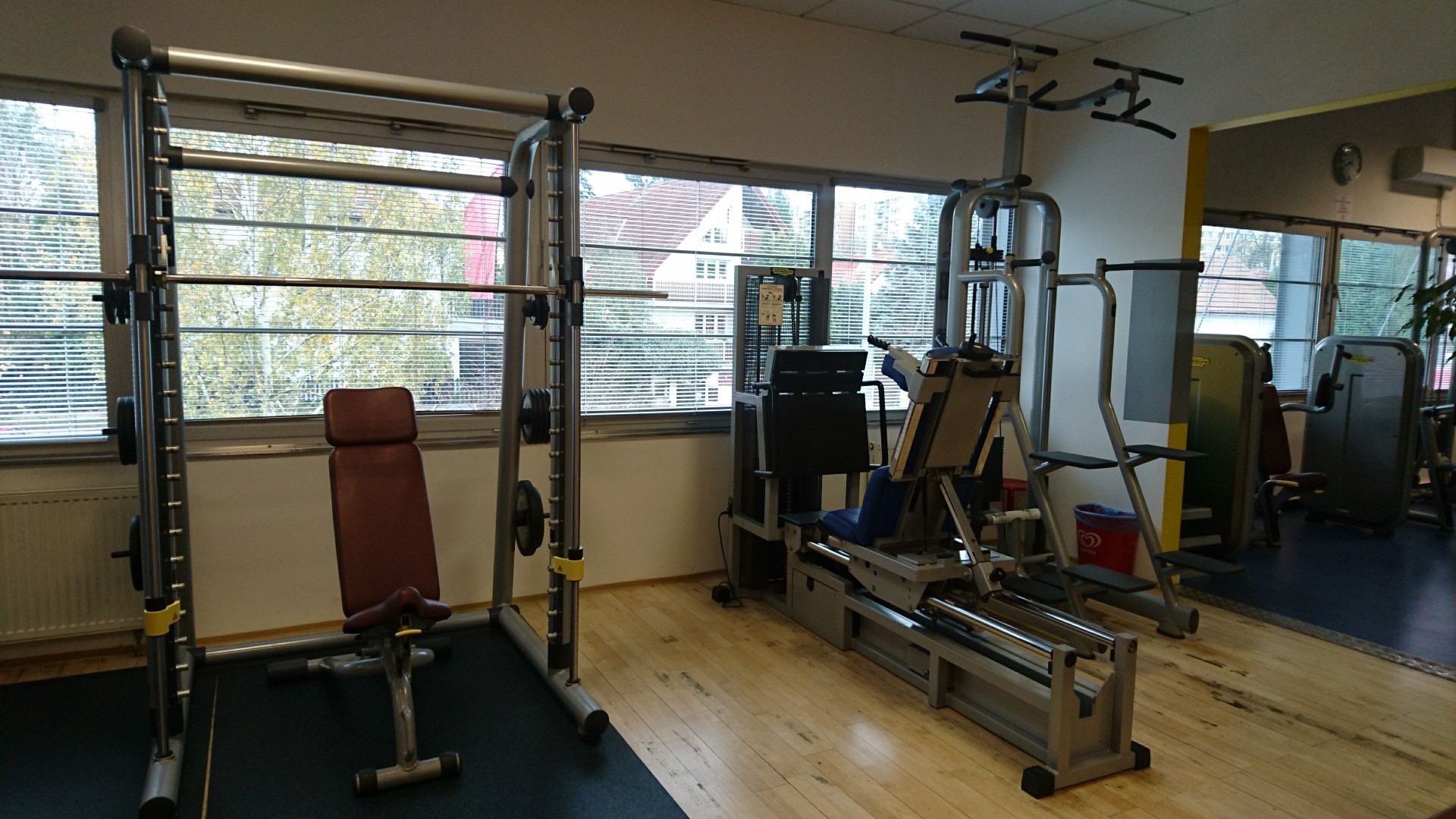 icon-50-40.jpeg Fitness a posilovna